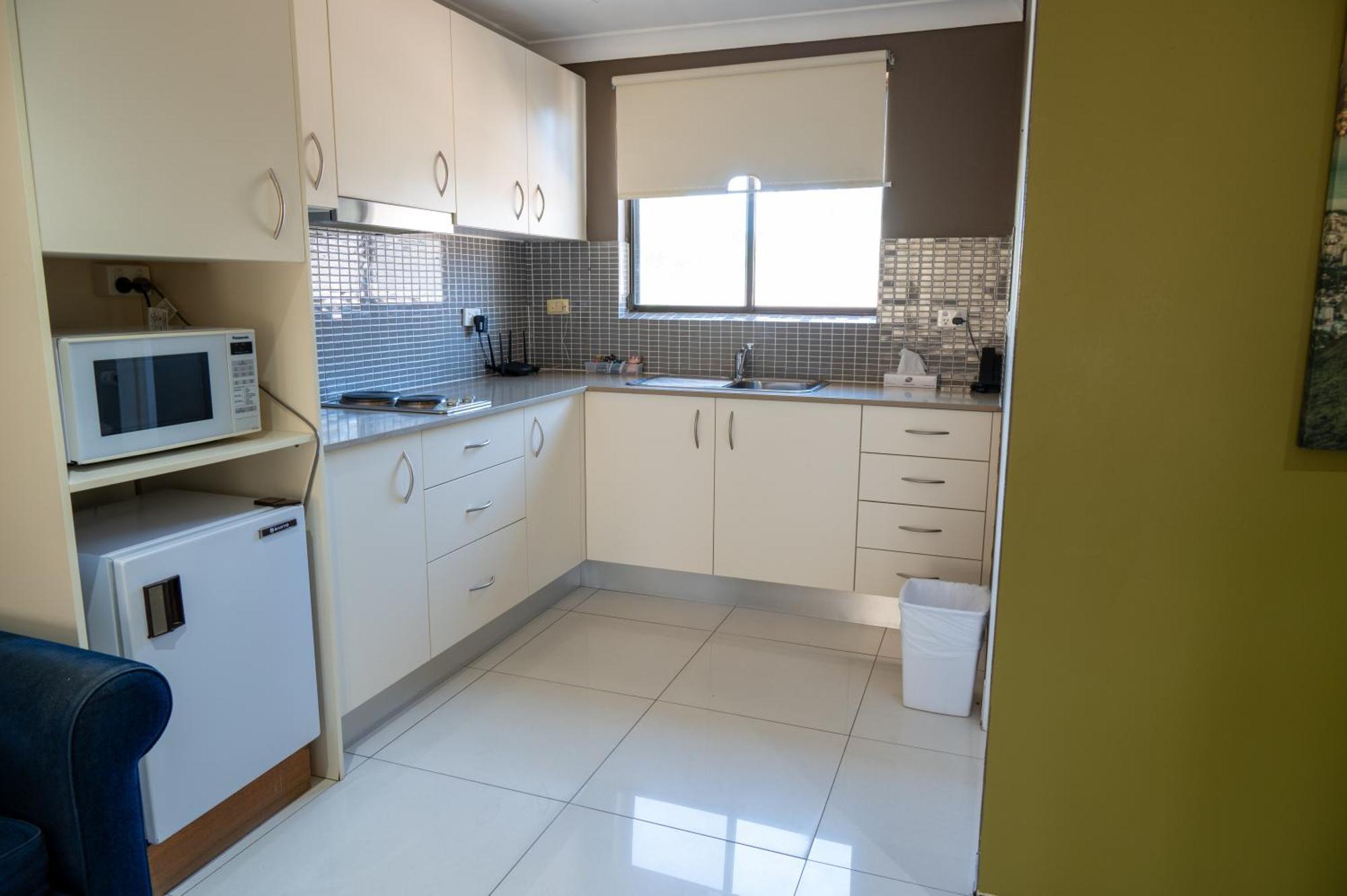 Tumut Valley Motel Pet Friendly Esterno foto