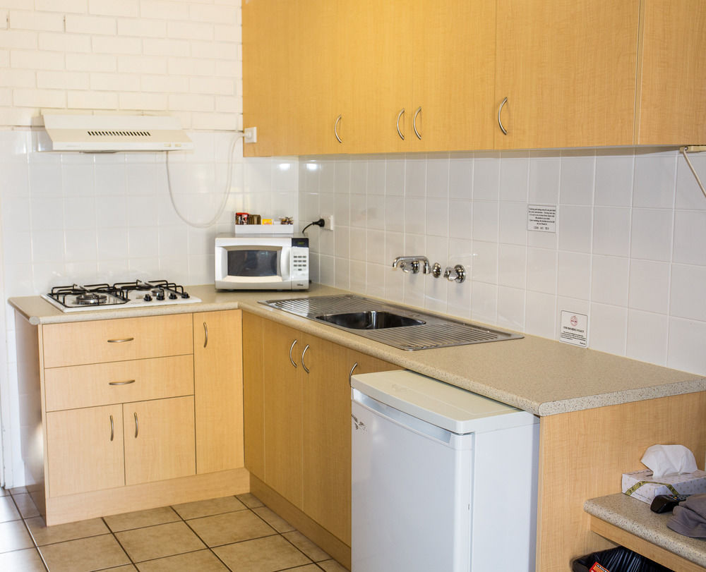Tumut Valley Motel Pet Friendly Esterno foto